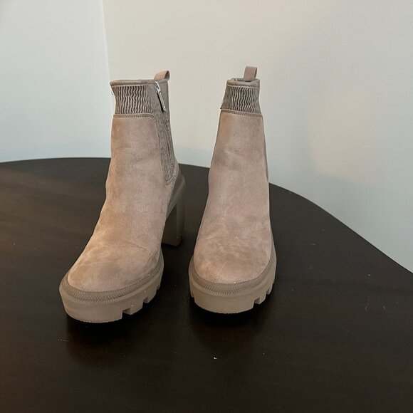 JLO by Jennifer Lopez Emalee Platform Ankle Boot ln Gray Beige / Greige Size 8.5 - Picture 5 of 7